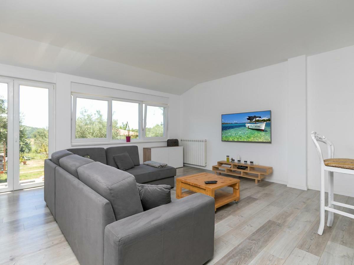 Oliver Art Apartment Пореч Екстериор снимка