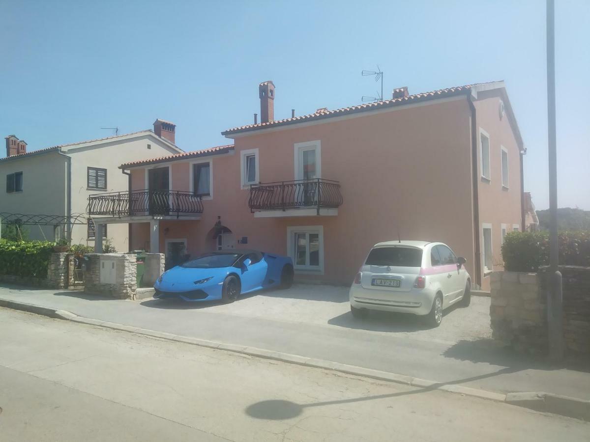 Oliver Art Apartment Пореч Екстериор снимка